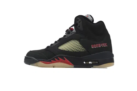 Air Jordan 5 Off-Noir