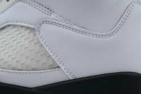 Air Jordan 5 Fire Red – photo 5