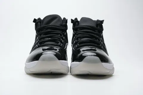 Air Jordan 11 Black/Silver – photo 7