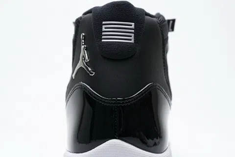 Air Jordan 11 Black/Silver – photo 4