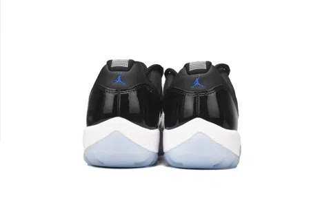 Air Jordan 11 Low White/Midnight Navy – photo 5