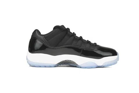 Air Jordan 11 Low White/Midnight Navy – photo 3
