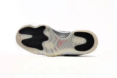 Air Jordan 11 Low White Snake – photo 6