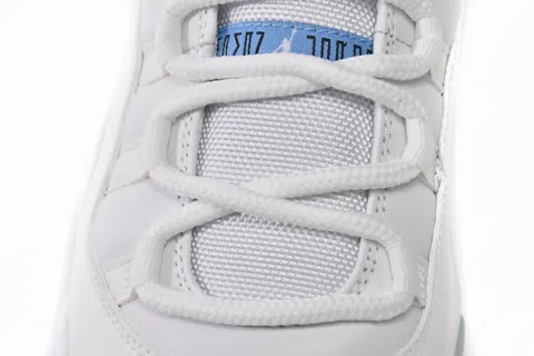 Air Jordan 11 Low Jade White – photo 7