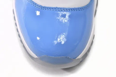 Air Jordan 11 Low University Blue – photo 7