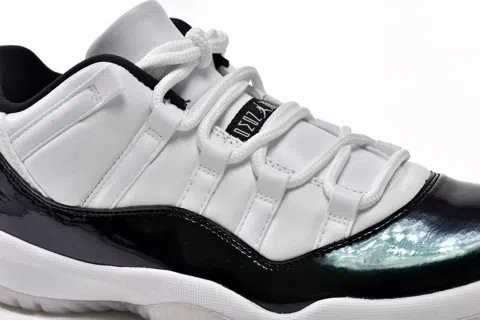 Air Jordan 11 Low Emerald – photo 10