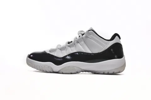 Air Jordan 11 Low Emerald
