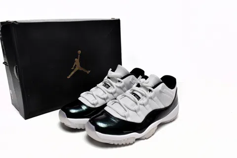 Air Jordan 11 Low Emerald – photo 11
