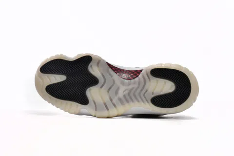 Air Jordan 11 Low Black Devil – photo 6