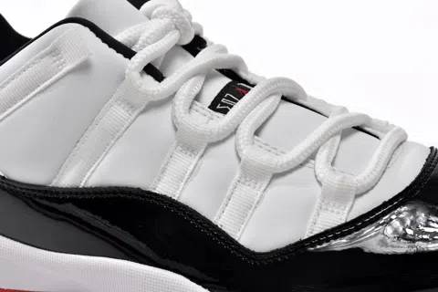 Air Jordan 11 Low Concord Bred – photo 10