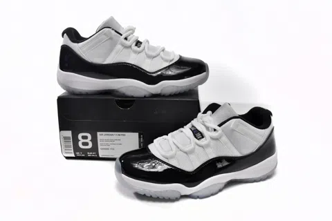 Air Jordan 11 Low Concord – photo 11