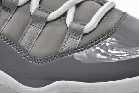Air Jordan 11 Low Cool Grey – photo 10