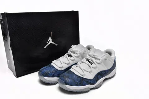 Air Jordan 11 Low Blue Snake – photo 11