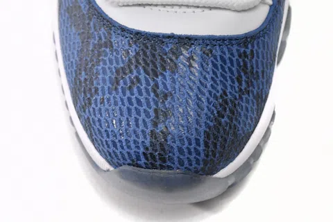 Air Jordan 11 Low Blue Snake – photo 8
