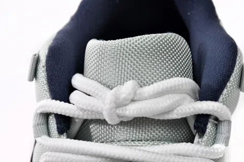 Air Jordan 11 Low Georgetown – photo 7
