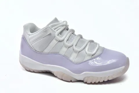 Air Jordan 11 Low Violet – photo 3