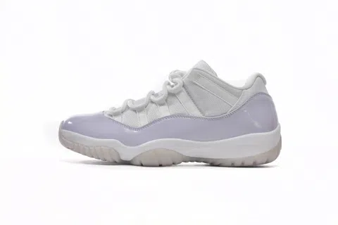 Air Jordan 11 Low Violet