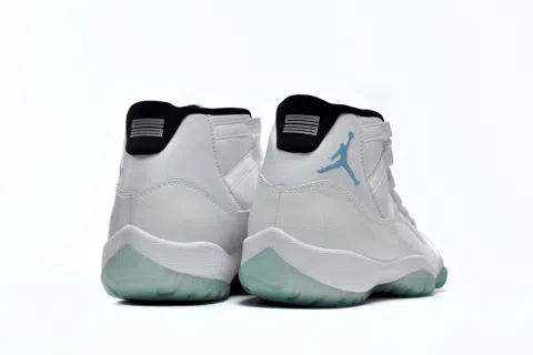 Air Jordan 11 Jade White – photo 5