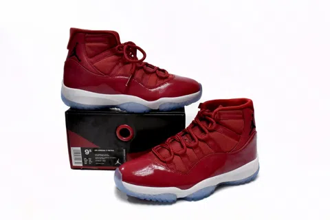 Air Jordan 11 Win Like – photo 11