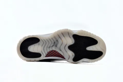 Air Jordan 11 Black Devil – photo 6