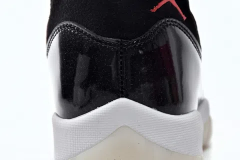Air Jordan 11 Black Devil – photo 4