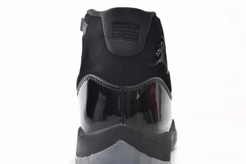 Air Jordan 11 Cap and Gown – photo 5