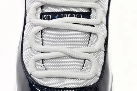 Air Jordan 11 Win Like – photo 10