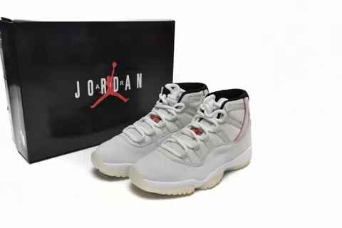 Air Jordan 11 Bugs Bunny – photo 11