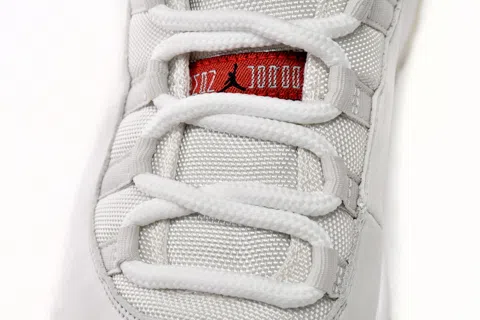 Air Jordan 11 Bugs Bunny – photo 9