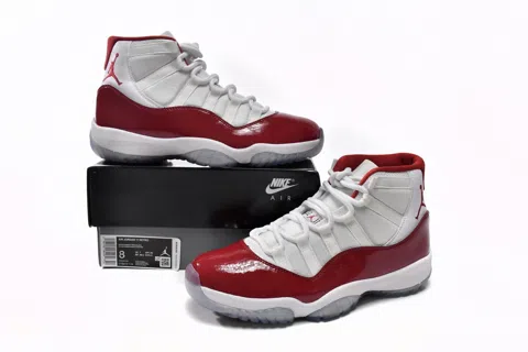 Air Jordan 11 Cherry – photo 12