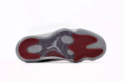 Air Jordan 11 Cherry – photo 5
