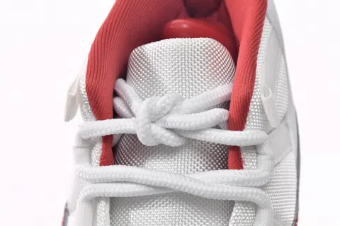 Air Jordan 11 Cherry – photo 9