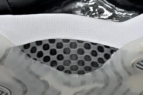 Air Jordan 11 Jubilee – photo 6