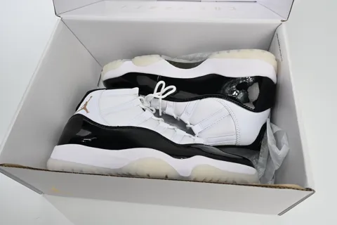 Air Jordan 11 Dmp – photo 12