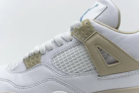 Air Jordan 4 White/Gold – photo 9