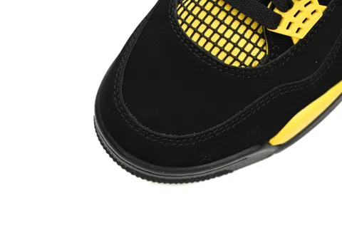 Air Jordan 4 Thunder – photo 7