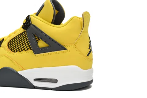 Air Jordan 4 Lightning – photo 7