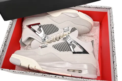 Air Jordan 4 Frozen Moments – photo 10