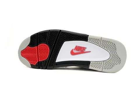Air Jordan 4 White Cement – photo 5