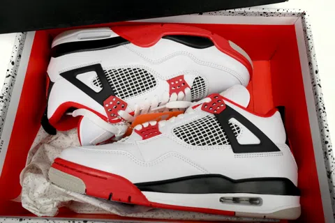 Air Jordan 4 Fire Red – photo 11
