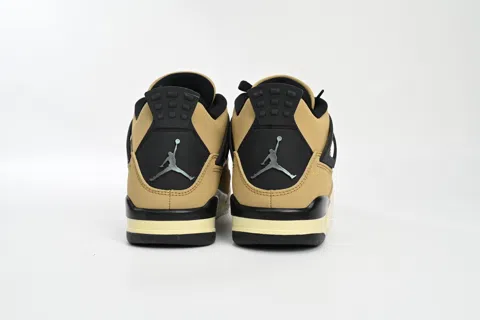 Air Jordan 4 Pearl Milk Tea – photo 4