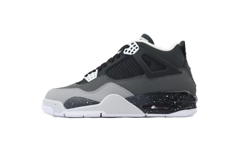 Air Jordan 4 Fear Pack