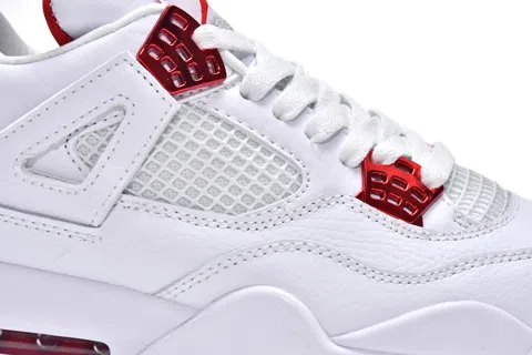 Air Jordan 4 Metallic Red – photo 3