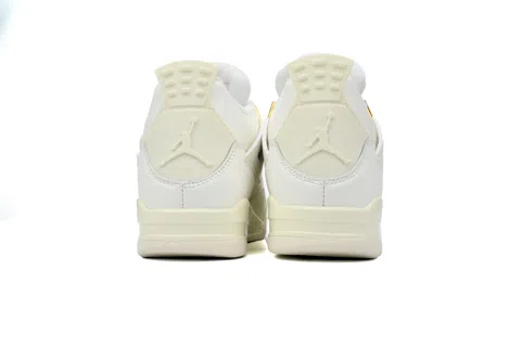 Air Jordan 4 Sail – photo 3