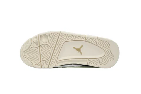 Air Jordan 4 Sail – photo 4