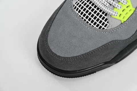 Air Jordan 4 Neon – photo 9