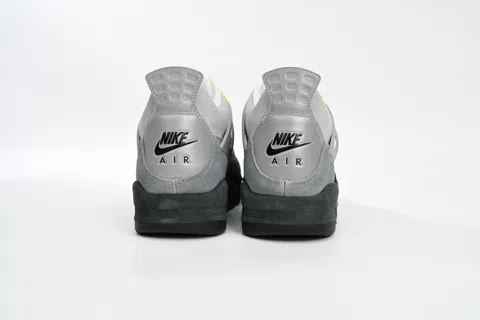 Air Jordan 4 Neon – photo 6