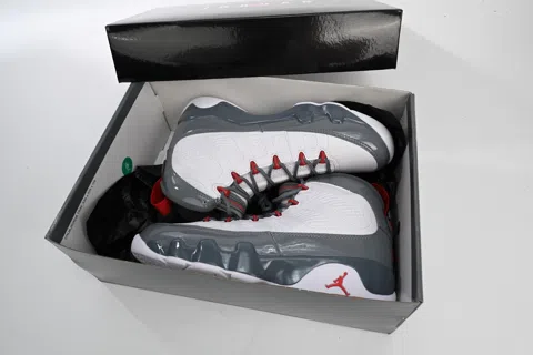Air Jordan 9 Fire Red – photo 11