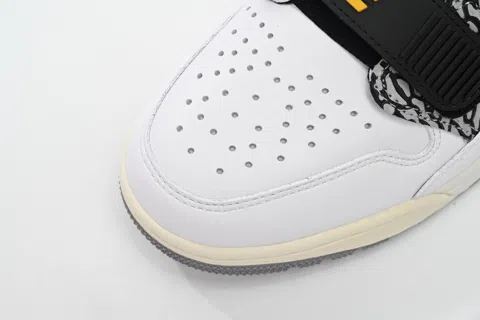 Jordan Legacy 312 Low White/Yellow/Purple – photo 6