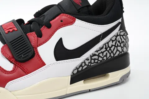Jordan Legacy 312 Low White/Red – photo 8